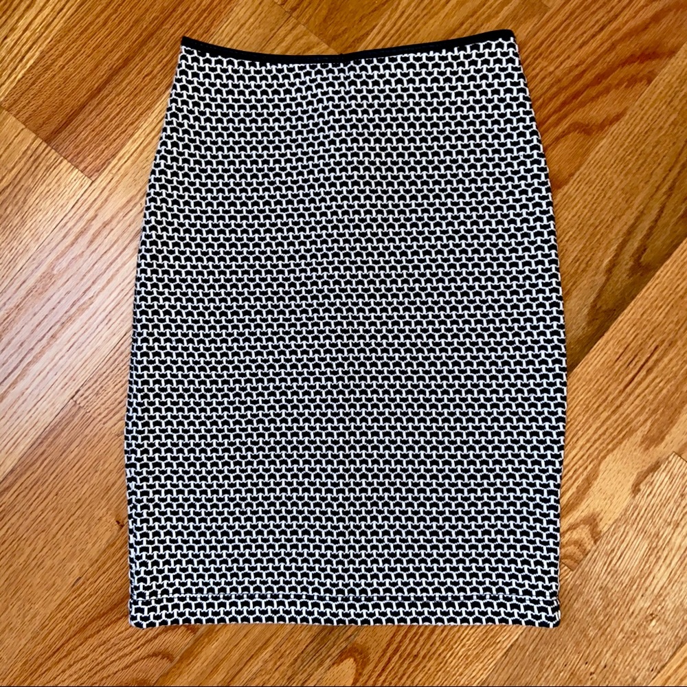 Design Lab black white pencil skirt